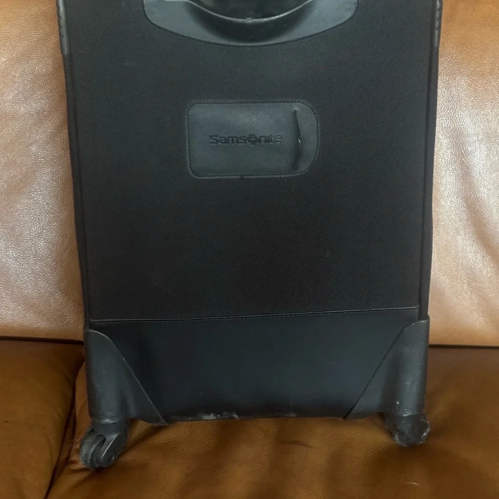 Samsonite Black Travel Bag - Picture 4 of 11